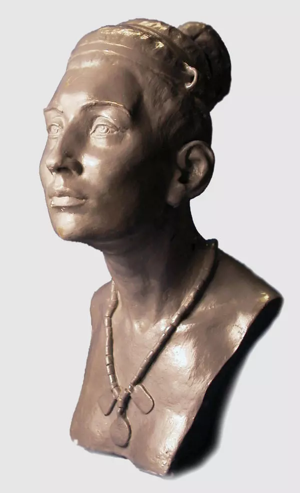 Reconstruction of a woman’s head