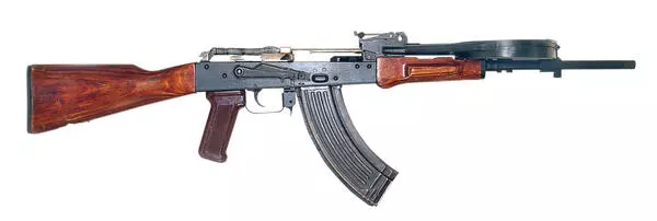 Assault rifle with the BAR system