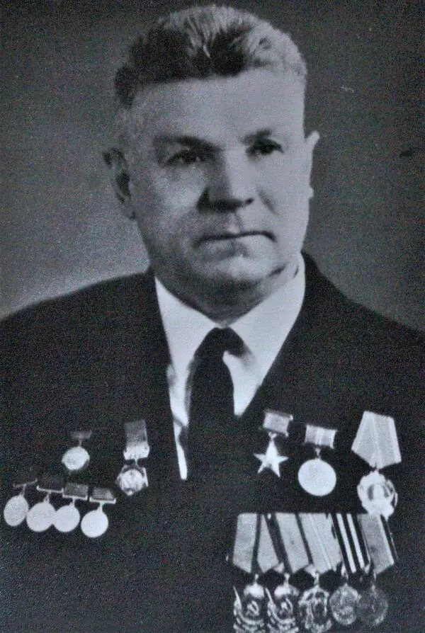 Иван Антонович Махонин