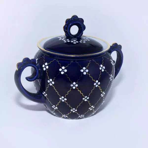 Sugar bowl from the coffee set “Net”