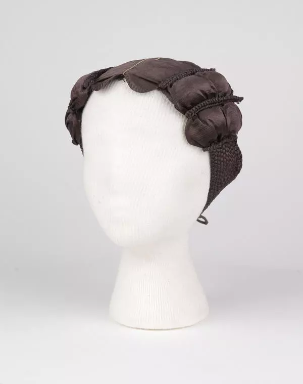 Women’s band wig