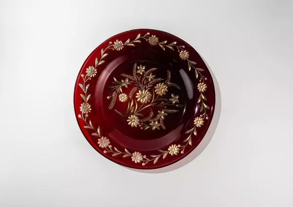 Decorative plate