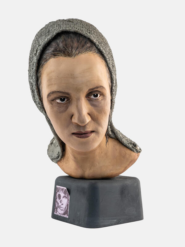 Bust of a woman. Mandesarka-6 burial ground