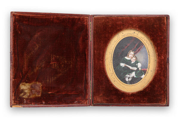 Natalya (Tata) and Olga, the writer’s daughters