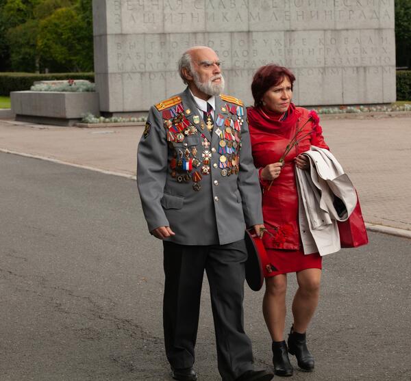 От героев былых времен
