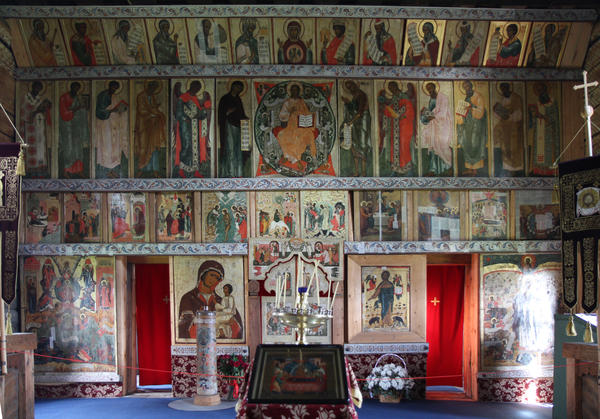 Иконы Покровской церкви