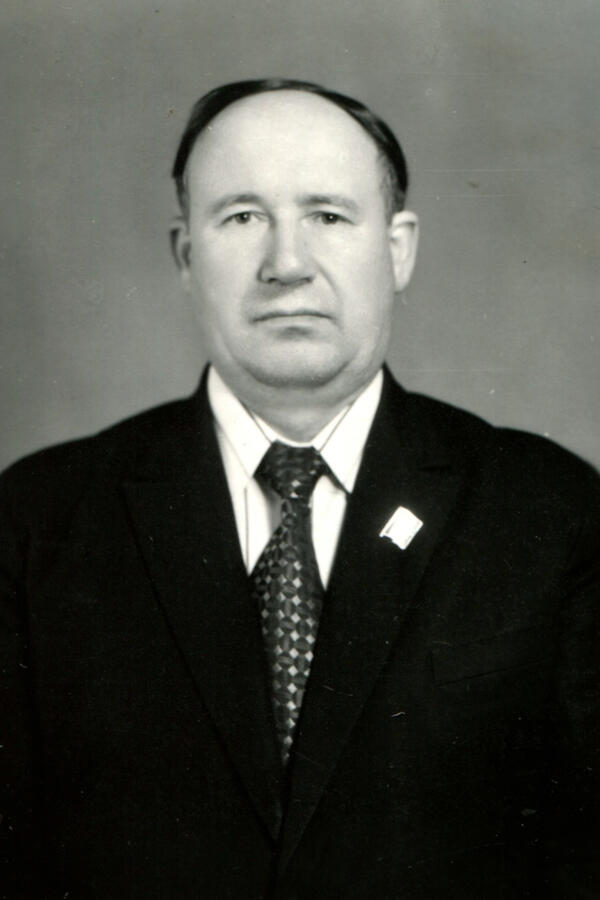 Председатель горисполкома Овсянников В.И.. Подробное описание экспоната ...