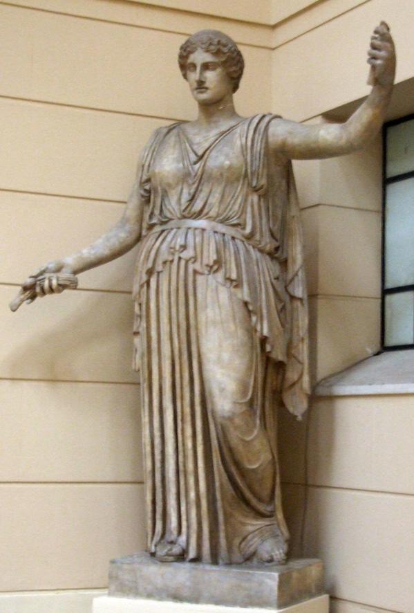 Греческие богини статуи фото