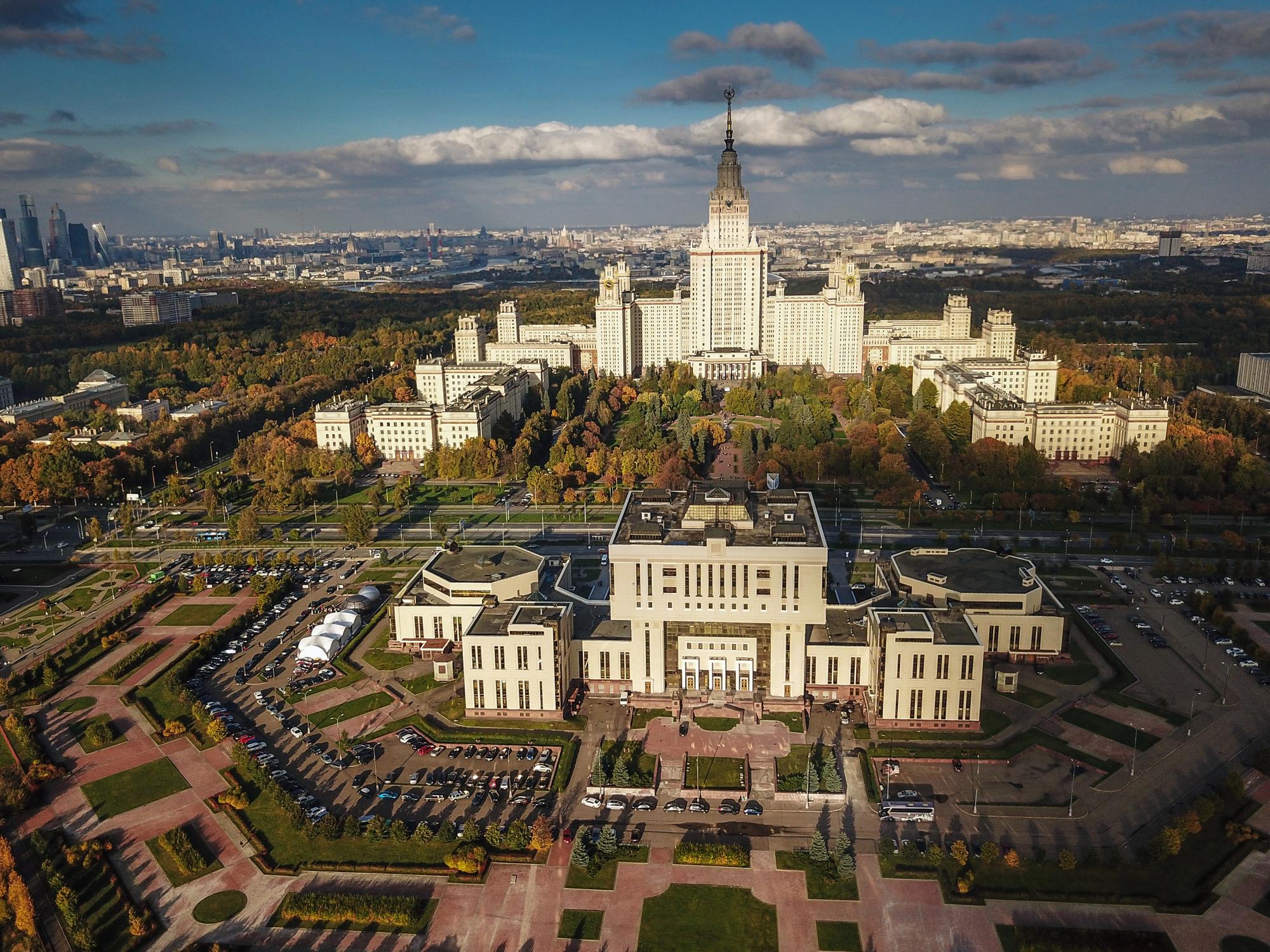 государственные здания москвы