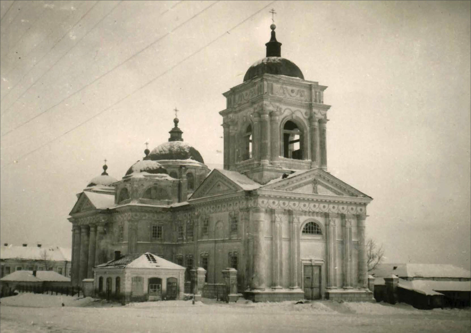 История белгорода. Спасо-Преображенский собор Белгород. Преображенский кафедральный собор Белгород. Преображенский собор Белгород 1943. Преображенская Церковь Белгород.