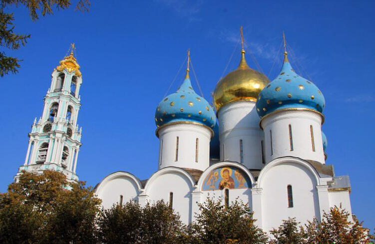 Загорск монастырь фото