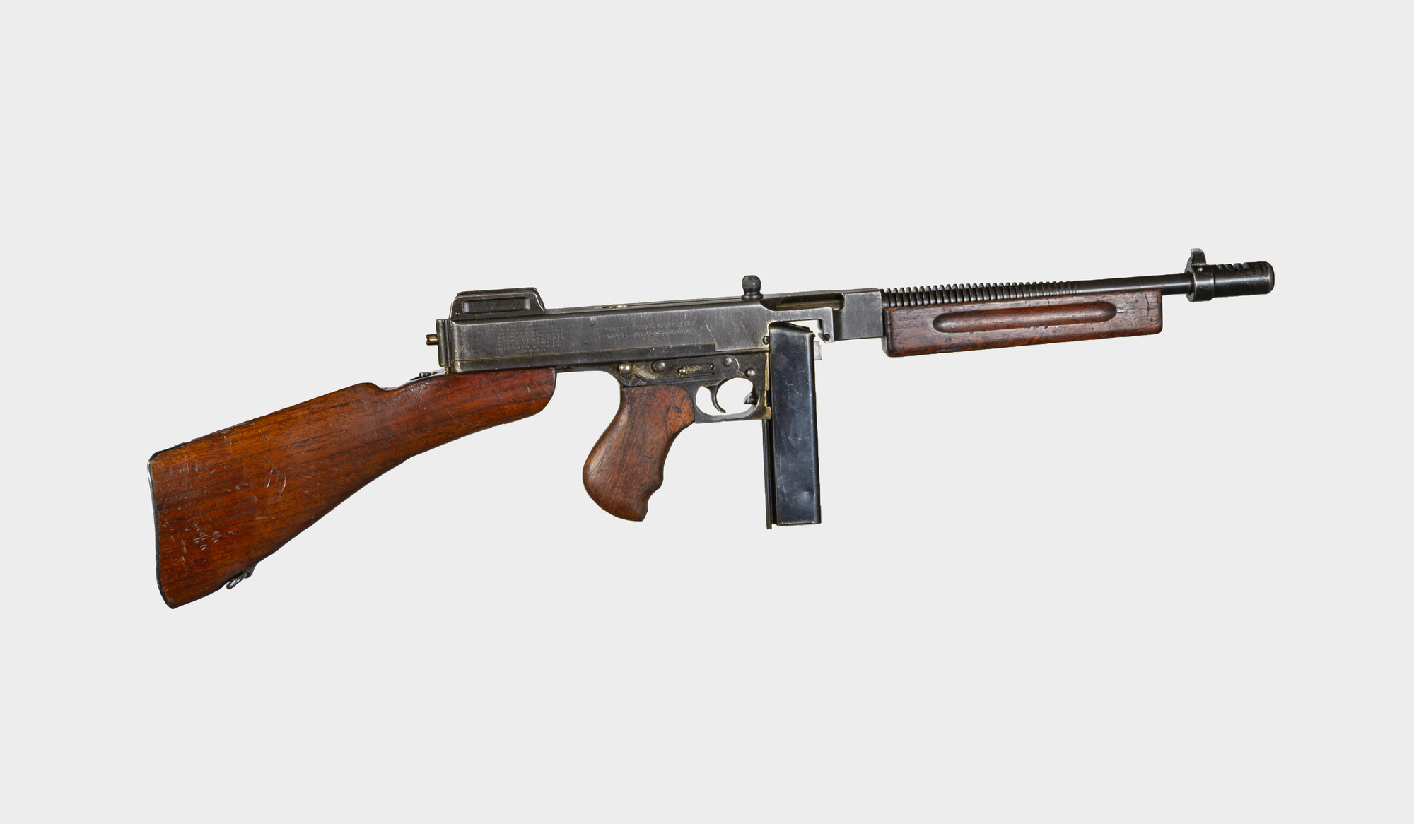 Работа томпсона. Thompson m1928. Пистолетов. Джон Томпсон и его пулемет в хорошем качестве.