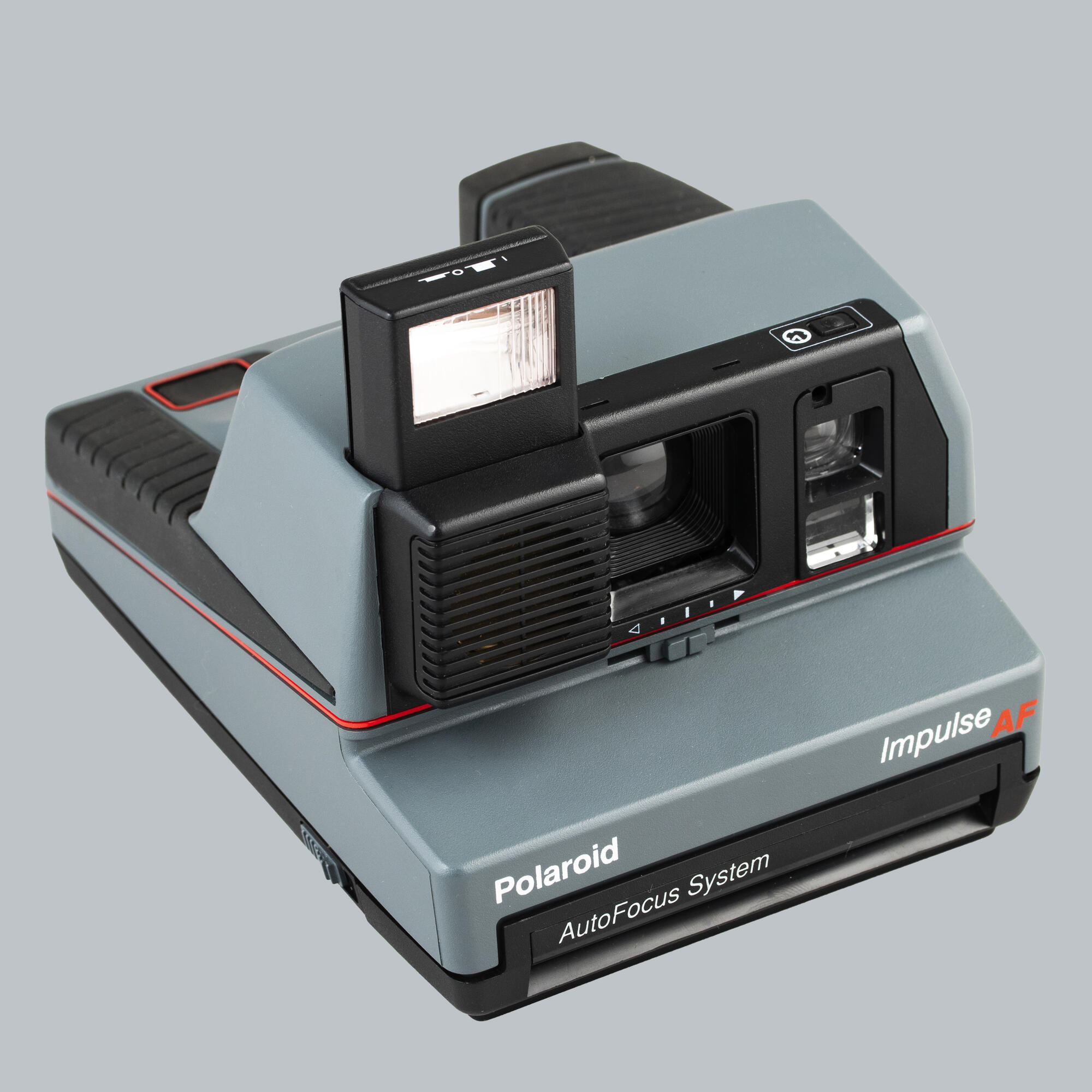 Фотокамера Polaroid. Подробное описание экспоната, аудиогид, интересные  факты. Официальный сайт Artefact