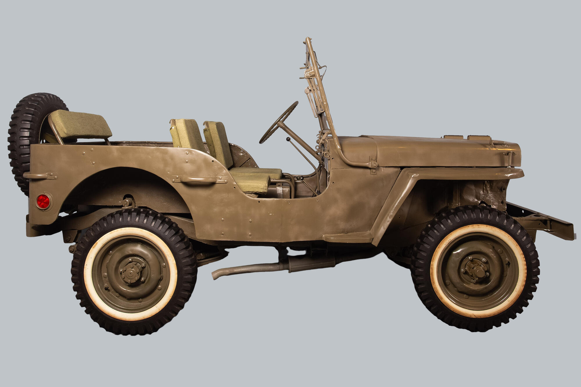 Автомобиль Willys MB. Подробное описание экспоната, аудиогид, интересные  факты. Официальный сайт Artefact