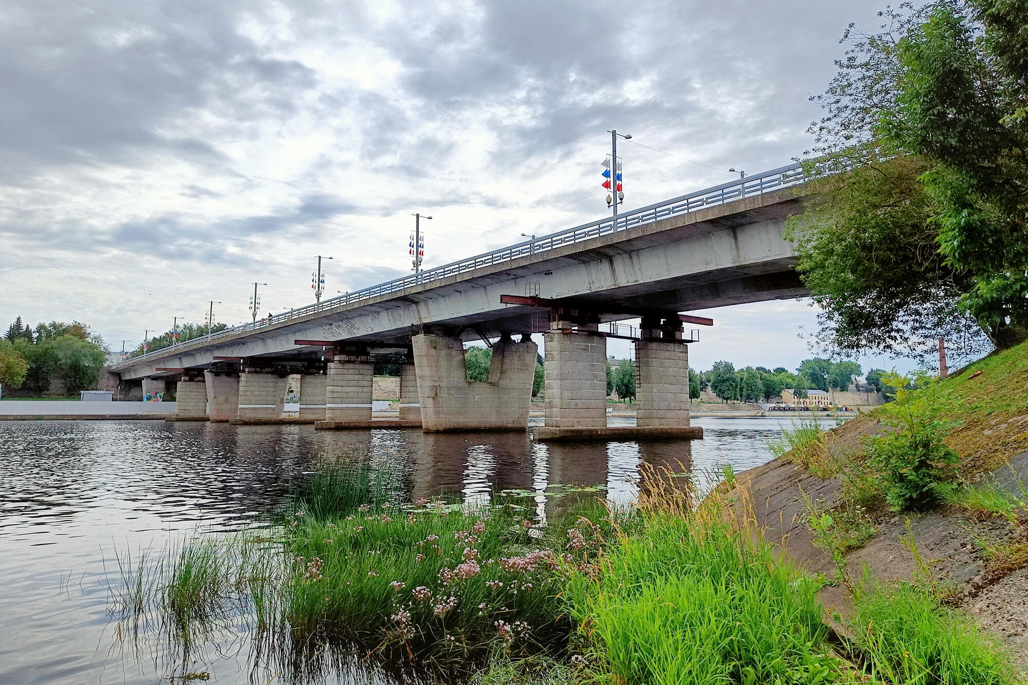 Ольгинский мост - Бурова Н.Г. Подробное описание экспоната, аудиогид,  интересные факты. Официальный сайт Artefact