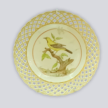 Тарелка с изображением иволги