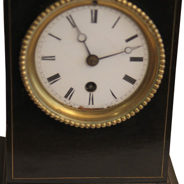 Mantle clock