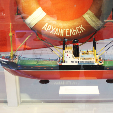 Модель грузового парохода «Донец»