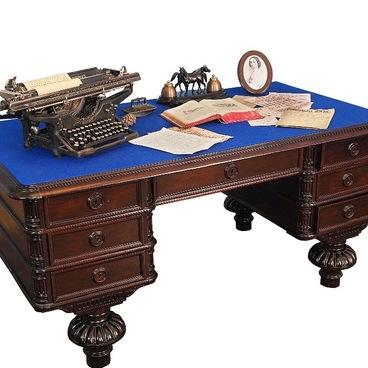 Desk of prince S. Volkonsky