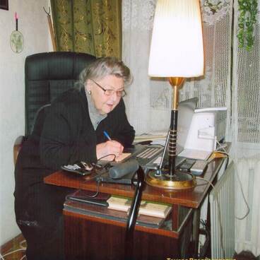 Петкевич Т.В. за рабочим столом