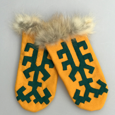 Ritual mittens