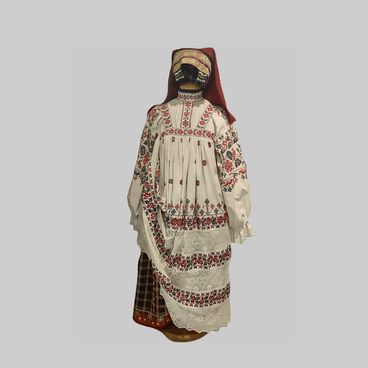 A costume of a Ryazan woman