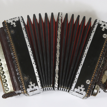 Saratov concertina