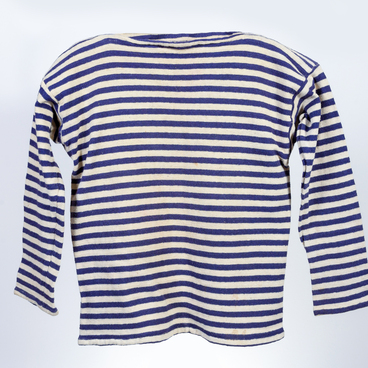 Telnyashka (sailor shirt)