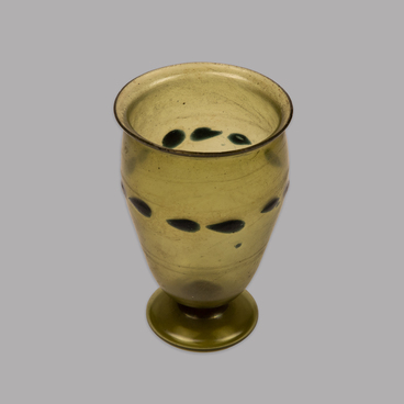 Glass goblet