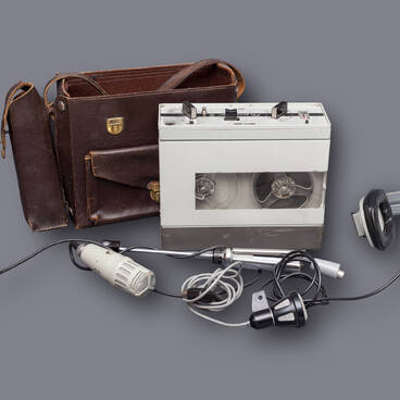 Riporter 6 tape recorder