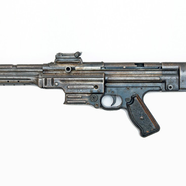 Assault rifle MKb.42(Н)