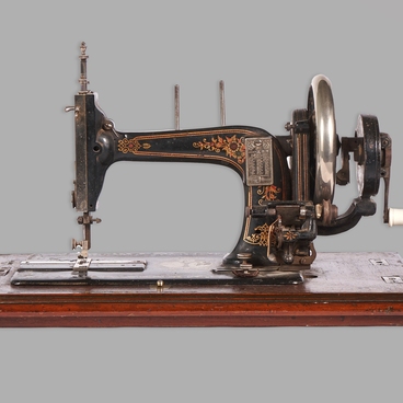 Jubilee sewing machine