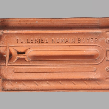 Marseille roof tile