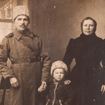 Семья Волошиных: Дмитрий, Ульяна, сын Сергей