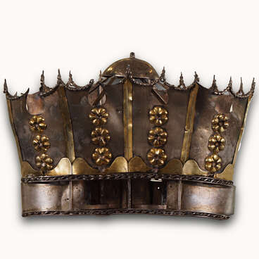 Torah Crown — the finial for the Torah scroll