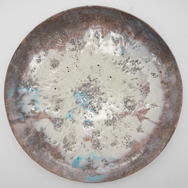 Decorative ceramic plate