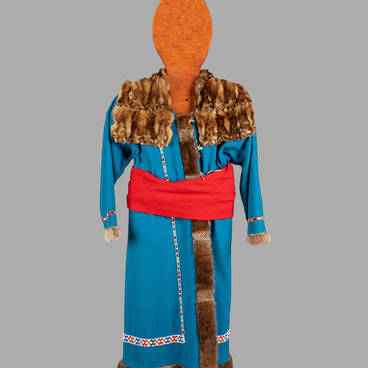 Women’s winter sak coat. Sak muleh