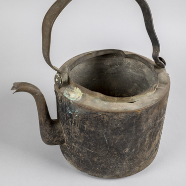 Copper kettle. Vakh, shchay put