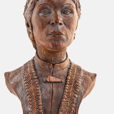 Bust of a woman. Solyony Dol burial ground