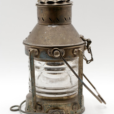 Nautical oil lantern