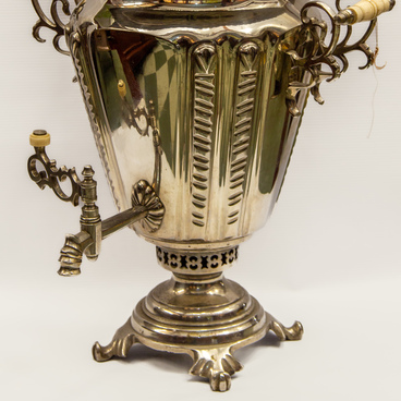 Samovar with a shot-glass shaped body