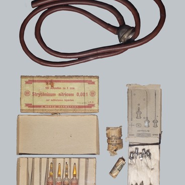 Medical supplies of an imprisoned doctor