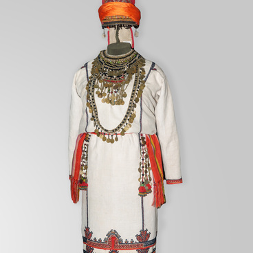 Costume of a Moksha woman