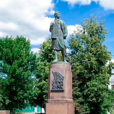 Памятник Зое Космодемьянской