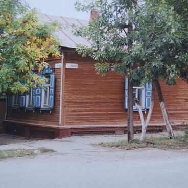 Первая детская библиотека в Покровске